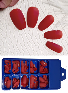 Матовые красные накладные ногти