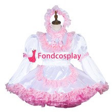 Атласное платье горничной с розовыми рюшами