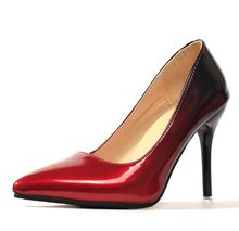 Лаковые туфли с красным градиентом