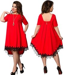 Красное платье с черным кружевом