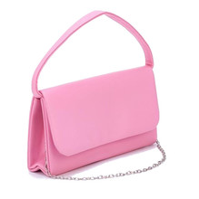Розовая сумочка с ремешком и цепочкой 