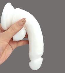 Мягкий белый фаллопротез (крупный)